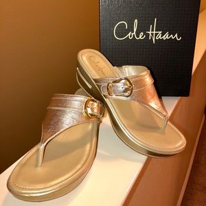 Cole Haan Nike Air Maddy Thong Sandal - Sz 8.5
